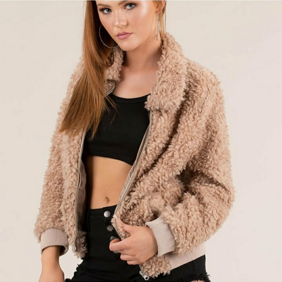 Tan Faux Fur Bomber Jacket NWT - Picture 3 of 4